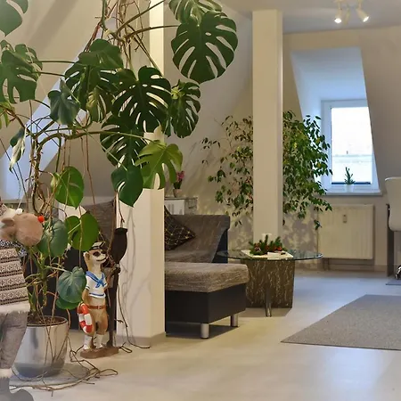Ferienwohnungapartment Loebau, Stadt- Und Messenah